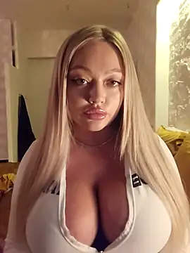 misstitmouseofficial online show from 11.06.25