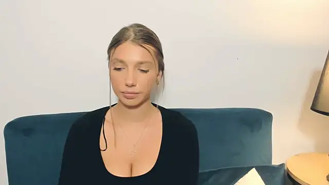 EmmaGorgeous online show from 03.09.26