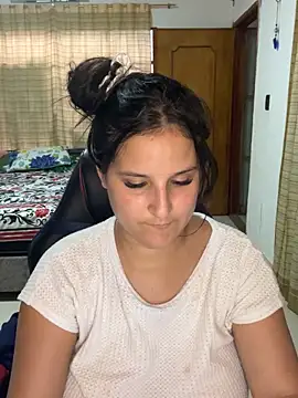 Snapshot of Alina0 chatting on 10.25.25 Alina0 online show from 10.25.25