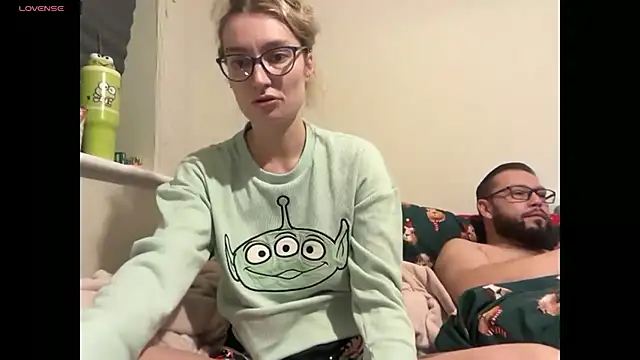 harleyblair online show from 12.04.25