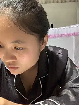 NhuFox online show from 09.12.25