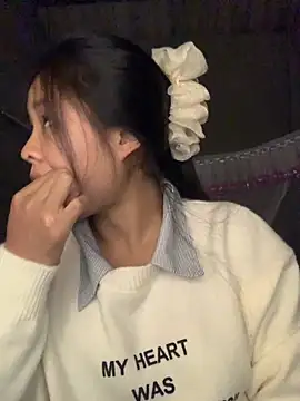 NhuFox online show from 11.28.25