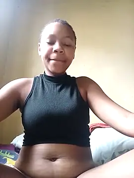 Snapshot of YourHunxxx chatting on 10.24.25 YourHunxxx online show from 10.24.25