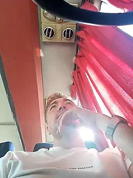 Snapshot of mert0359 chatting on 09.09.25 mert0359 online show from 09.09.25