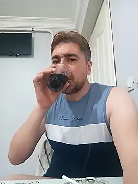 Snapshot of mert0359 chatting on 10.24.25 mert0359 online show from 10.24.25