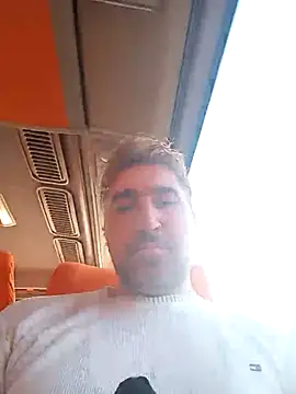 Snapshot of mert0359 chatting on 11.04.25 mert0359 online show from 11.04.25