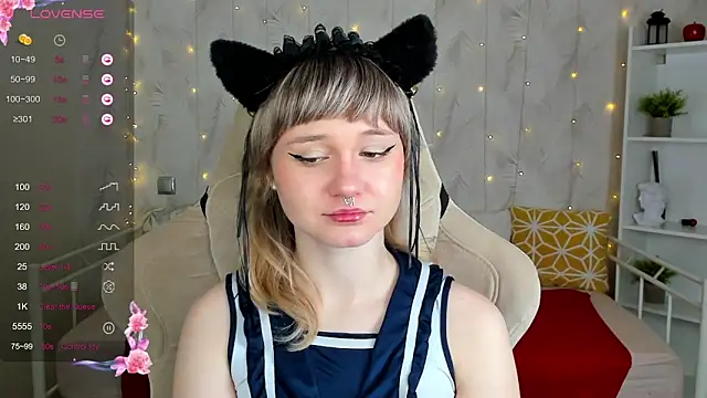 Tori Cutie online show from 03.08.26