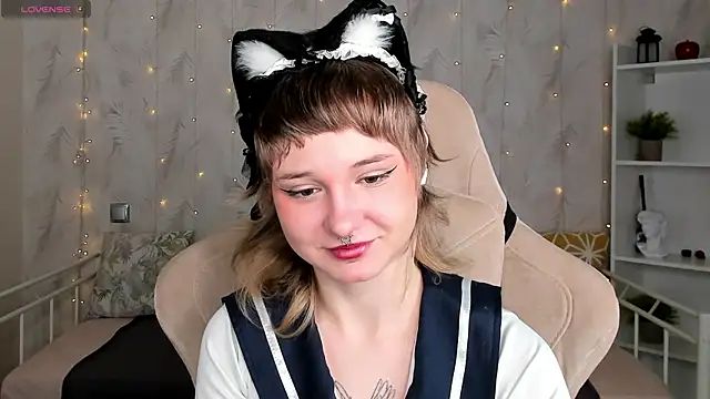 Tori Cutie online show from 04.21.26