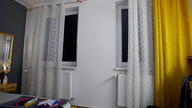 Snapshot of Jessica_White_ chatting on 11.26.25 Jessica White online show from 11.26.25