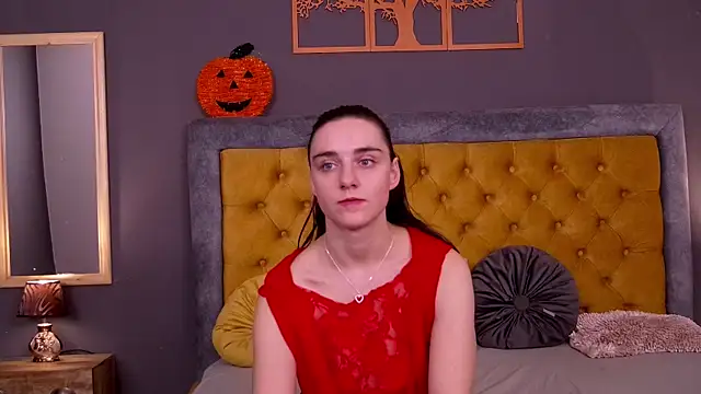 Snapshot of Jessica_White_ chatting on 12.02.25 Jessica White online show from 12.02.25