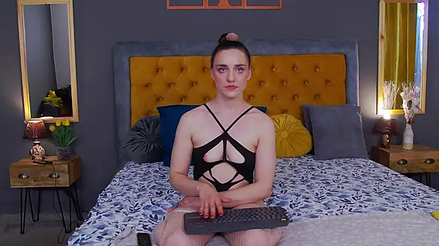Snapshot of Jessica_White_ chatting on 06.11.26 Jessica White online show from 06.11.26