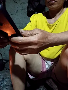 Snapshot of TinTin321 chatting on 03.08.26 TinTin321 online show from 03.08.26