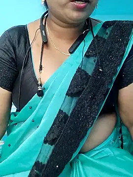 yelmaji91 online show from 10.21.25