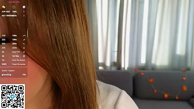 KristiGroune online show from 11.08.25