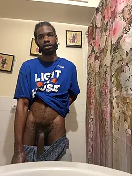 Snapshot of BigBDMari chatting on 09.10.25 BigBDMari online show from 09.10.25