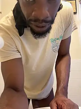 Snapshot of BigBDMari chatting on 09.12.25 BigBDMari online show from 09.12.25