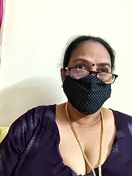 Snapshot of heera-rani chatting on 01.15.26 heera-rani online show from 01.15.26