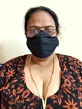 Snapshot of heera-rani chatting on 01.18.26 heera-rani online show from 01.18.26