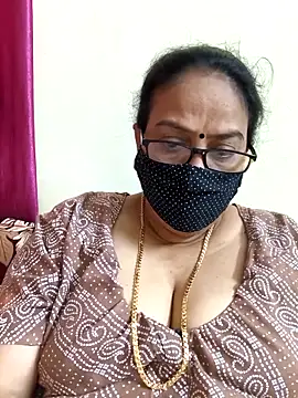 Snapshot of heera-rani chatting on 02.14.26 heera-rani online show from 02.14.26