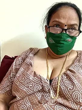 Snapshot of heera-rani chatting on 02.16.26 heera-rani online show from 02.16.26