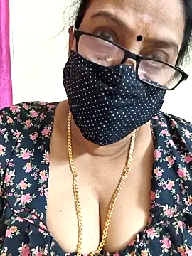 Snapshot of heera-rani chatting on 02.17.26 heera-rani online show from 02.17.26