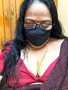 Snapshot of heera-rani chatting on 02.27.26 heera-rani online show from 02.27.26