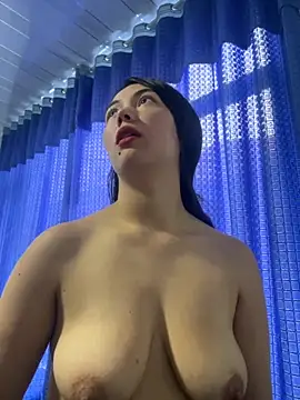 Snapshot of Tamygh_ chatting on 10.29.25 Tamygh online show from 10.29.25