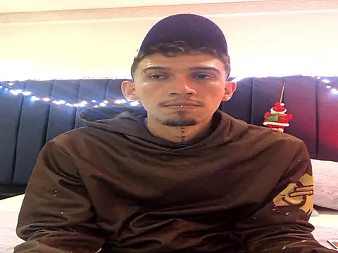 dominik thompson777 online show from 11.17.25