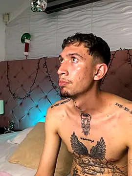 dominik thompson777 online show from 11.19.25