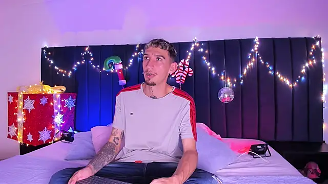 dominik thompson777 online show from 11.22.25