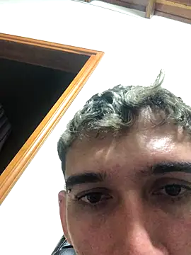 dominik thompson777 online show from 11.27.25