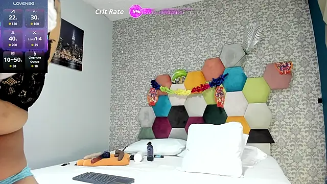 Snapshot of amarantha_hanss chatting on 10.16.25 amarantha hanss online show from 10.16.25