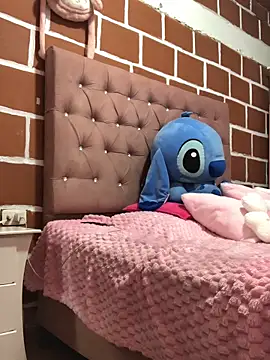 Rachellcooperrr online show from 02.23.26