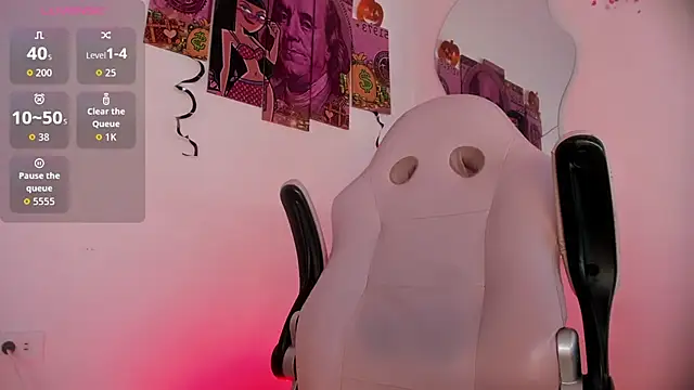 Snapshot of Rachell_coollins chatting on 10.30.25 Rachell coollins online show from 10.30.25