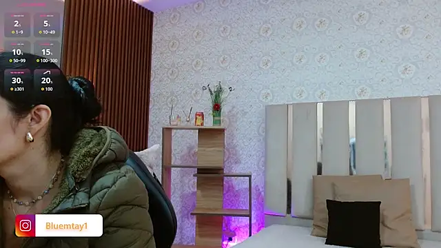 Snapshot of BLUE_TAY1 chatting on 11.06.25 BLUE TAY1 online show from 11.06.25