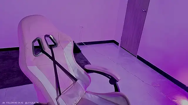 LilithCary online show from 01.06.26