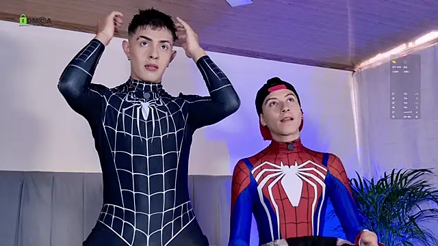 Snapshot of tivendann chatting on 12.14.25 tivendann online show from 12.14.25