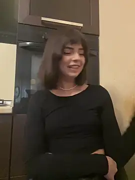 Snapshot of Miranda_Kerry chatting on 10.22.25 Miranda Kerry online show from 10.22.25