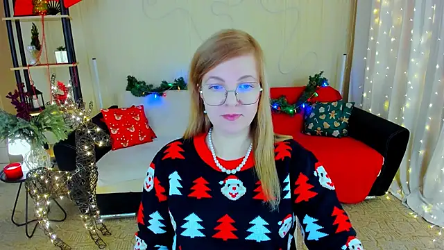 Snapshot of YourUniverser chatting on 12.14.25 YourUniverser online show from 12.14.25