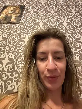 Snapshot of EvvaMur chatting on 01.14.26 EvvaMur online show from 01.14.26