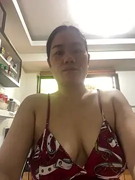 Snapshot of wildpussycat69 chatting on 12.22.25 wildpussycat69 online show from 12.22.25