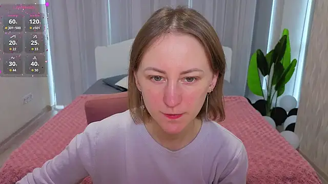 LuluChiiii online show from 11.19.25