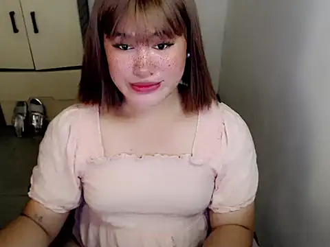 Snapshot of Annierose_ts chatting on 05.16.26 Annierose ts online show from 05.16.26