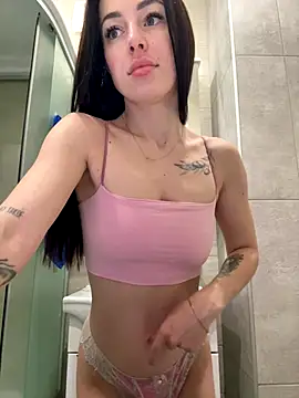 SakuraSara online show from 12.17.25