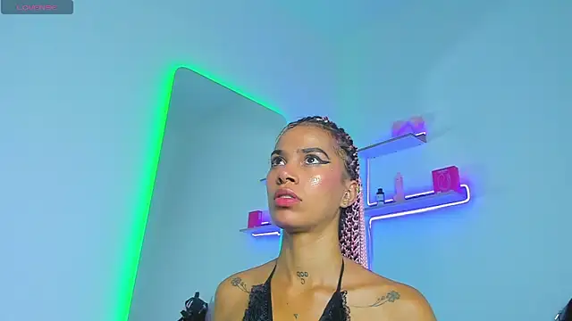 Snapshot of _nana777 chatting on 11.21.25 nana777 online show from 11.21.25