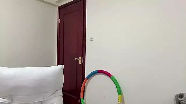 Nicole-13 online show from 04.06.26