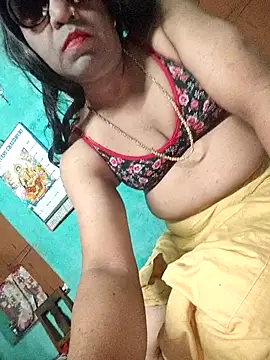 hot silkkol online show from 11.04.25