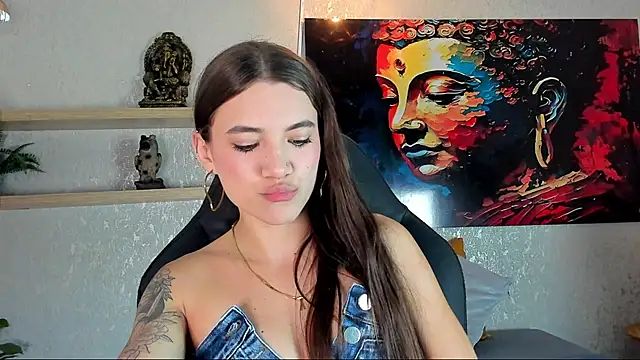 aitana baker  online show from 02.18.26