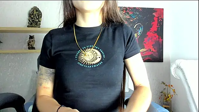 aitana baker  online show from 03.03.26