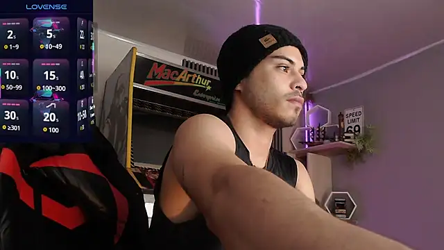 Bastian MCcormick online show from 09.10.25